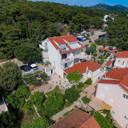 Apartments Tatjana Dominis Hvar Town Exterior photo