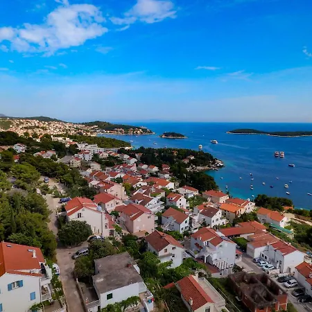 Apartments Tatjana Dominis Hvar Town Exterior photo