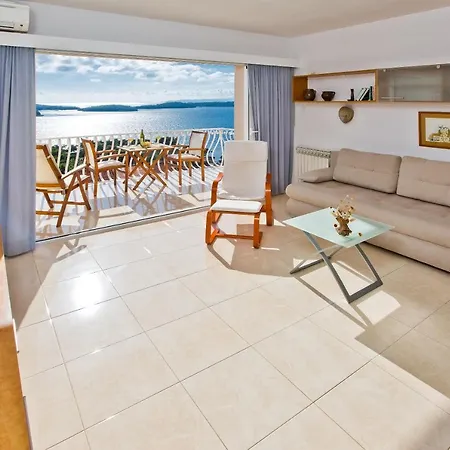 Apartments Tatjana Dominis Hvar Town Exterior photo